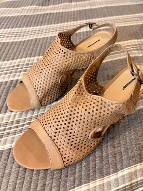 Avenue Women’s Size 13w Perforated Slingback Sandals in Taupe Brown